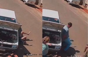 Pai levanta carro sozinho e salva filho que ficou preso embaixo do veículo; vídeo