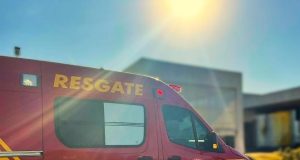 NORTE MT: Corpo de Bombeiros socorre trabalhador que caiu da altura de 5 metros de telhado em construção