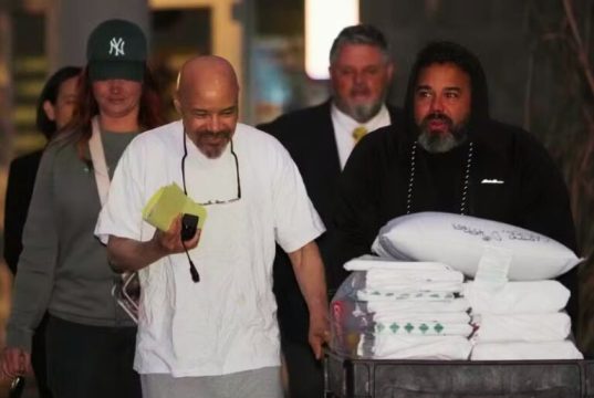 Preso injustamente há 41 anos homem deixa a prisão graças a exame de DNA