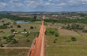 Flavinha visita obra da Estrada Planalto e acompanha de perto investimento de quase R$ 10 milhões em Colíder
