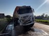 NORTE MT: duas carretas se envolvem em acidente na BR-163