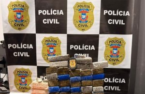 Casal é preso e grande quantia de droga escondida em baldes de argamassa é apreendida
